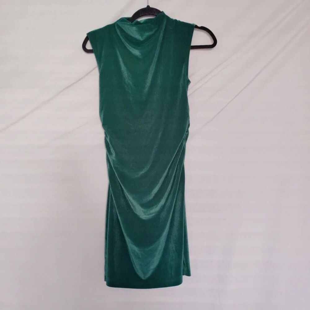 A new Day Sleeveless Green velvet holiday midi dress XS